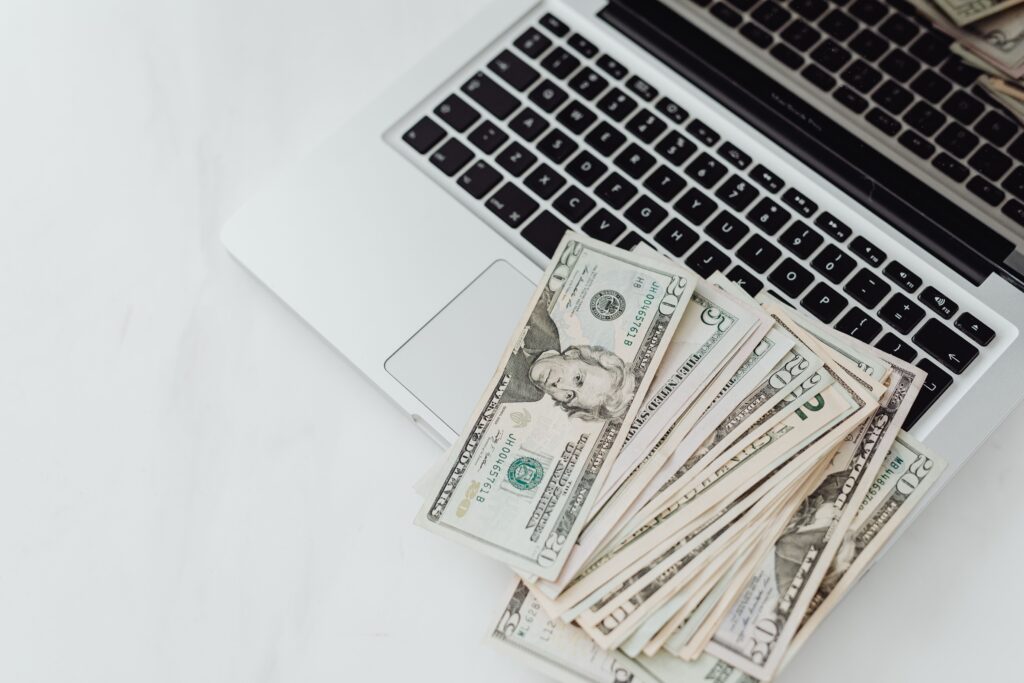 How to Make Your First $100 Online as a Complete Beginner